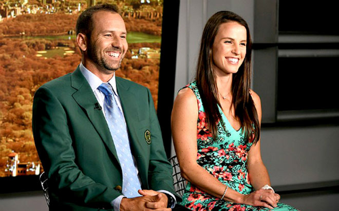 Golf 24/7: Chồng siêu sao tuột giải 11 triệu đô, vợ xinh đẹp phát ngôn sốc - 1