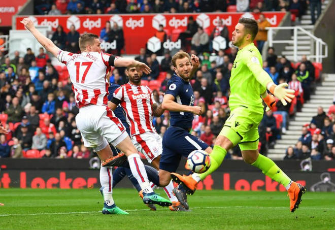 Harry Kane đòi bàn thắng tranh Giày vàng: Salah mỉa mai, triệu fan bức xúc - 1