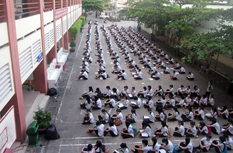 Tp.HCM: “Choáng” với lịch học của trường tư thục Nguyễn Khuyến - 1