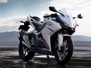 Thế giới xe - Honda CBR 250RR 2017 &quot;trắng tinh khôi&quot; trong màu áo mới