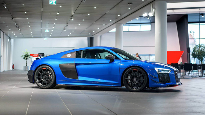 Audi R8 V10 khác lạ với gói trang bị Audi Performance Part - 4