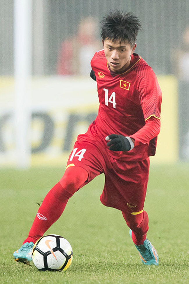 Từ sau thành công của U23 Việt Nam tại giải vô địch U23 châu Á (2018), Phan Văn Đức được ca ngợi là cầu thủ ngôi sao. Điển trai, tính cách dễ thương, đá bóng giỏi, Văn Đức có không ít fan girl. 