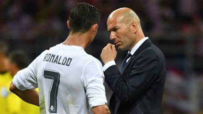 Real lộ kế hoạch điên rồ: “Tứ hùng” 520 triệu bảng đá cùng Ronaldo - 1