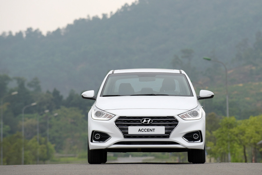 So giá Hyundai Accent 2018 với Vios, City và Mazda2 tại Việt Nam - 1