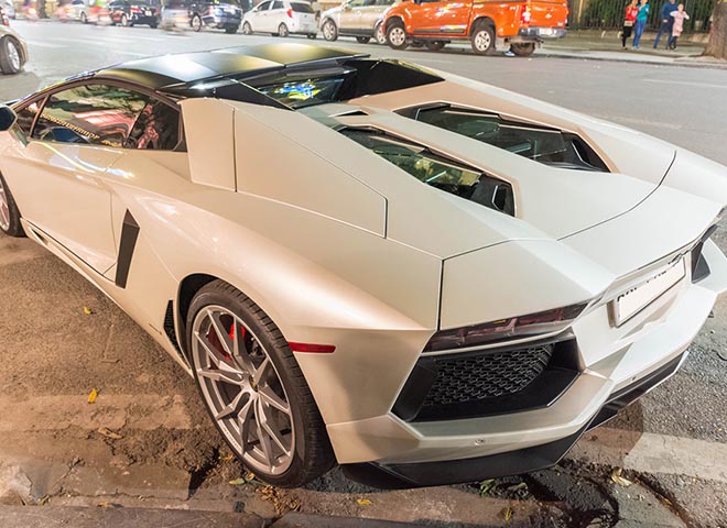 Lamborghini Aventador mui trần 40 tỷ chuyển hộ khẩu vào Sài Gòn - 5