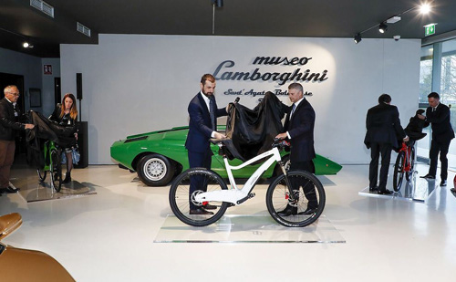 Lamborghini trình làng mẫu xe đạp mới, giá sẽ &#34;chát&#34; - 1