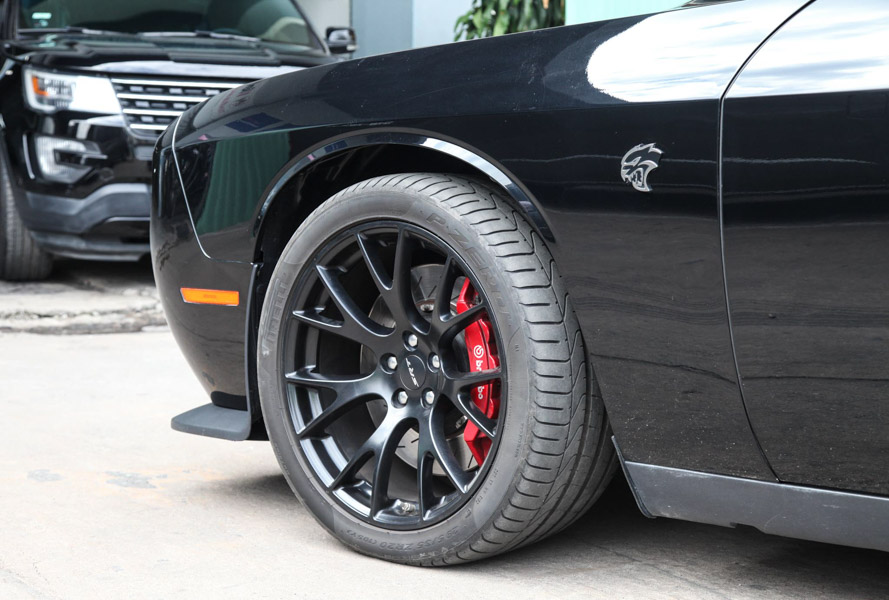 Hàng khủng Dodge Challenger SRT Hellcat mạnh 707 mã lực tại Sài Gòn - 5