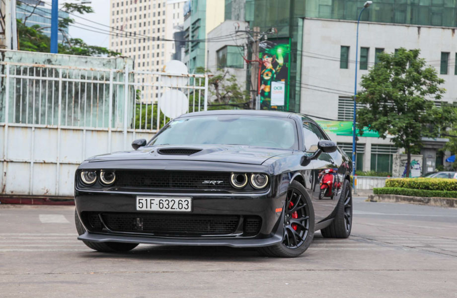 Hàng khủng Dodge Challenger SRT Hellcat mạnh 707 mã lực tại Sài Gòn - 2