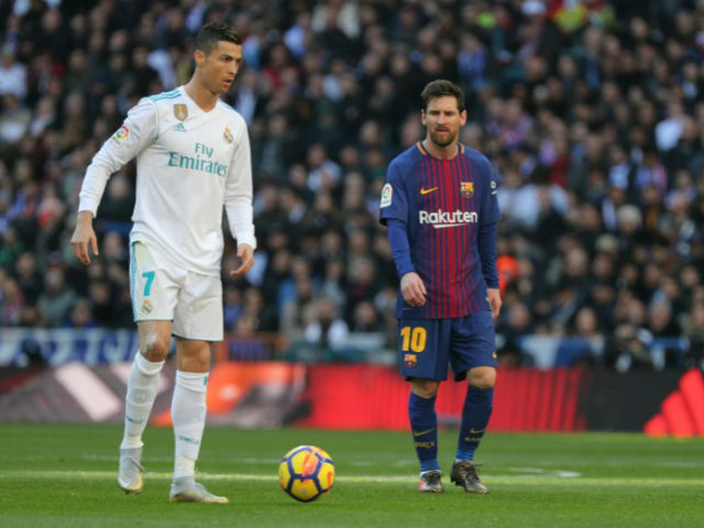 Messi hụt hơi, sợ thua Ronaldo: ”Chỉ đạo” Barca vung tiền mua danh hiệu