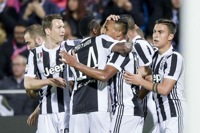 Crotone - Juventus: Câm nín vì &#34;siêu phẩm Ronaldo&#34; - 1