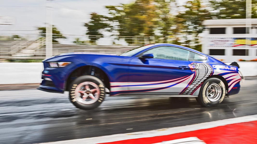 Ford Mustang Cobra Jet 2018: &#39;&#39;Thú dữ&#39;&#39; đua Drag sắp trình làng - 3