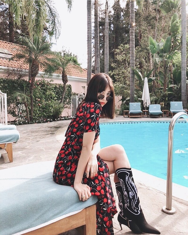 Cựu thành viên AKB48 chia sẻ hình ảnh trong chuyến nghỉ dưỡng đầu năm 2018.