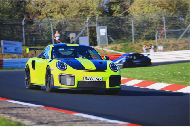 Porsche GT2 RS gặp tai nạn tại &#34;Địa Ngục Xanh&#34; Nurburgring - 1