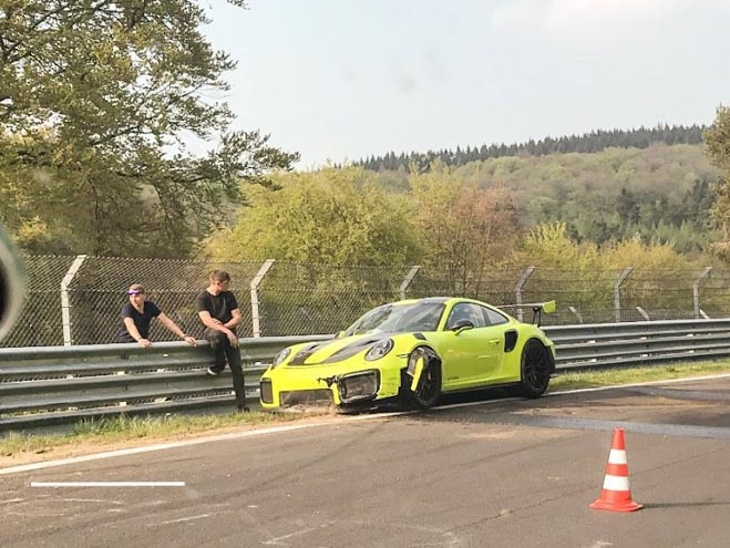 Porsche GT2 RS gặp tai nạn tại &#34;Địa Ngục Xanh&#34; Nurburgring - 4