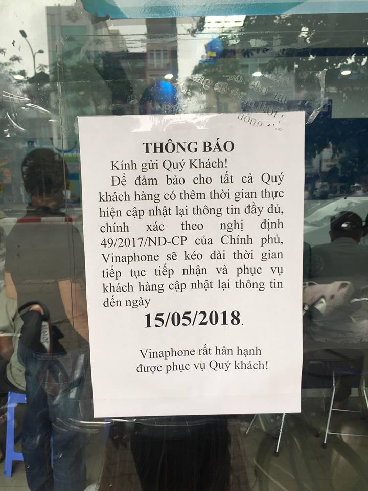 Tưởng sắp tới hạn chót khóa sim, dân nháo nhào đi đăng kí - 3