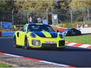 Tin tức ô tô - Porsche GT2 RS gặp tai nạn tại &quot;Địa Ngục Xanh&quot; Nurburgring