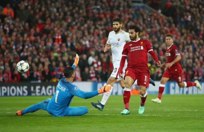 Góc chiến thuật Liverpool - Roma: &#34;Vua&#34; Salah nâng tầm nghệ thuật pressing - 3