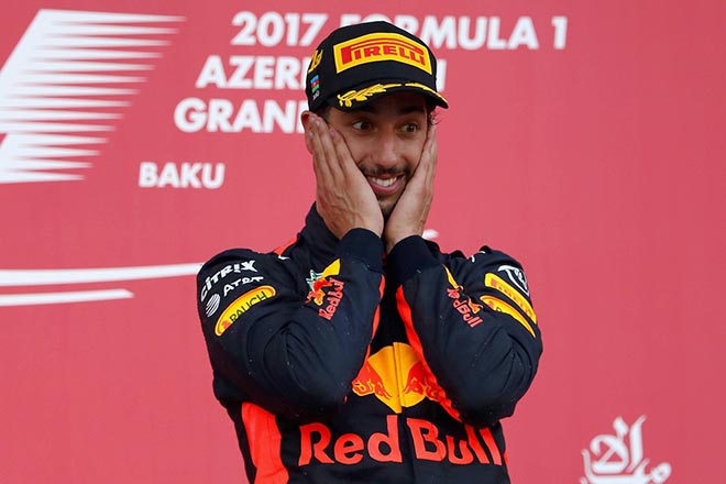 Đua xe F1, Azerbaijan GP: Tuyệt phẩm bên vùng biển, ký ức &#34;đụng xe&#34; điên rồ - 4