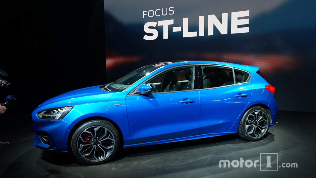 Ford Focus 2019 phiên bản sedan đã đến triển lãm ô tô Bắc Kinh - 9