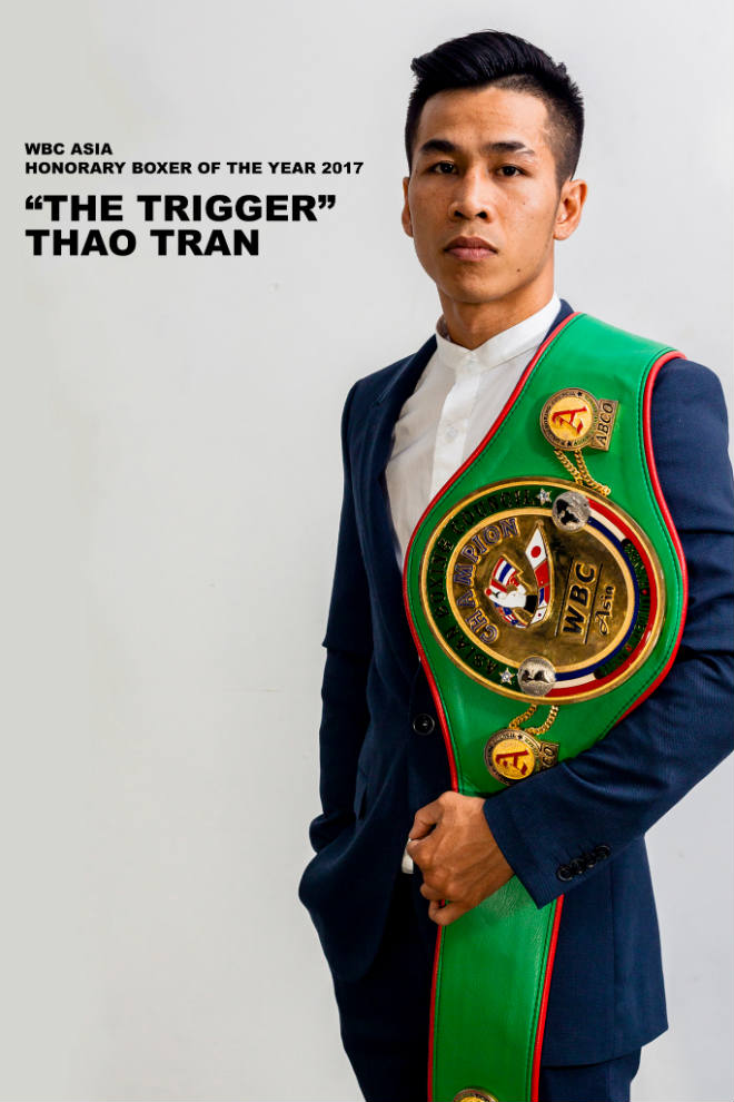 Siêu võ sỹ châu Á Trần Văn Thảo hạ knock - out đối thủ Thái Lan, được vinh danh lịch sử - 1