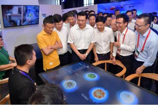 Trải nghiệm thú vị tại nhà hàng không người bán của Jack Ma - 1