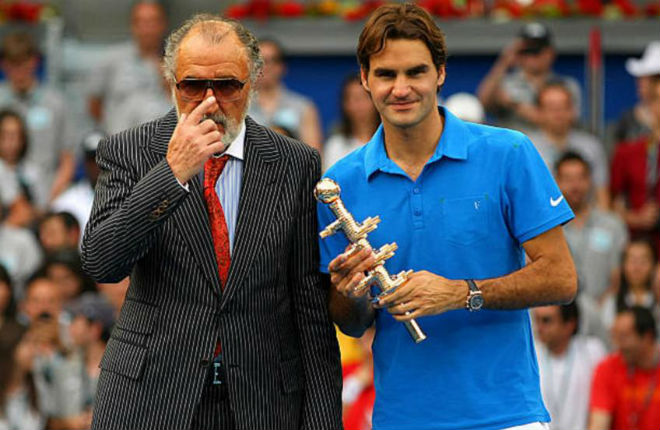 Tennis 24/7: Federer bị chê hèn nhát, thầy cũ Djokovic ra tay bênh vực - 1