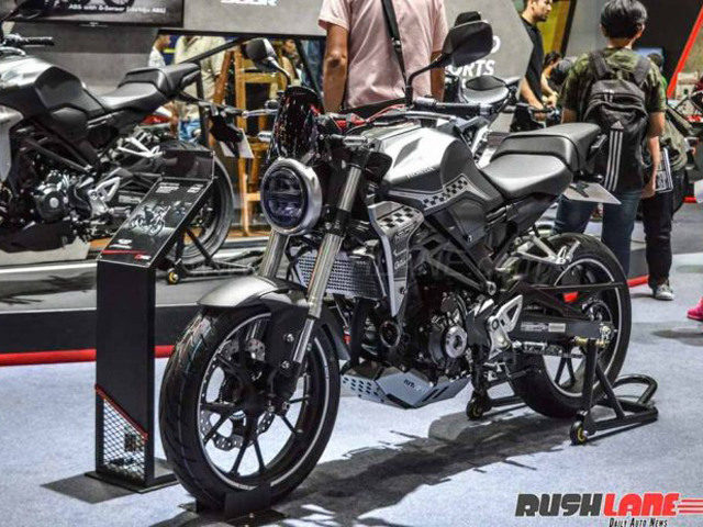 Honda CB300R ”tỏa sáng” tại Triển lãm Ô tô Quốc tế Indonesia