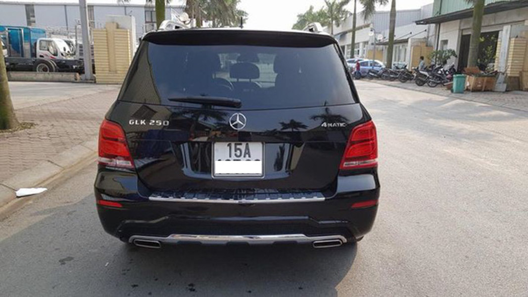 SUV hạng sang Mercedes-Benz GLK250 sau 3 năm sử dụng rao bán giá 1,38 tỷ đồng - 4