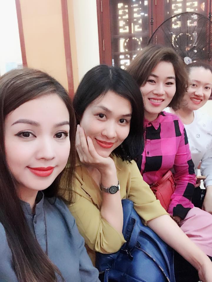 Cuộc sống khó ai ngờ của Nguyệt &#34;thảo mai&#34; trong Phía trước là bầu trời - 9