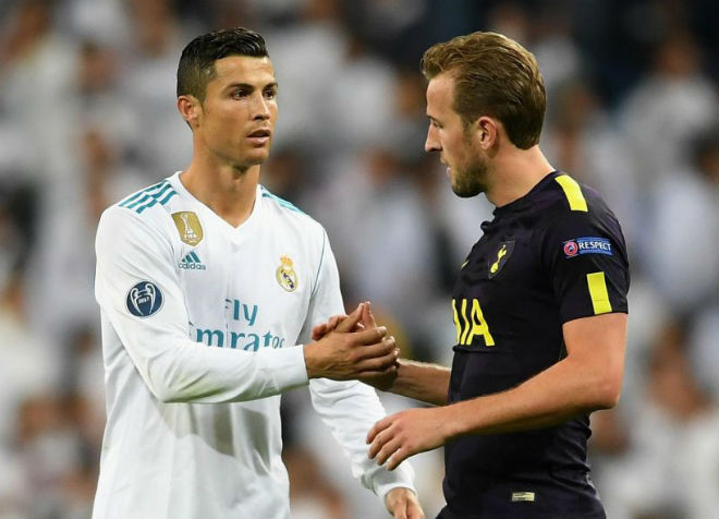 Benzema thăng hoa, vua Ronaldo &#34;bảo kê&#34;: Real nhường Kane cho MU - 2