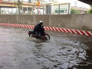 Tin tức trong ngày - TP.HCM: Nguyên nhân không ngờ khiến hầm chui vừa thông xe 10 ngày đã thành “sông”