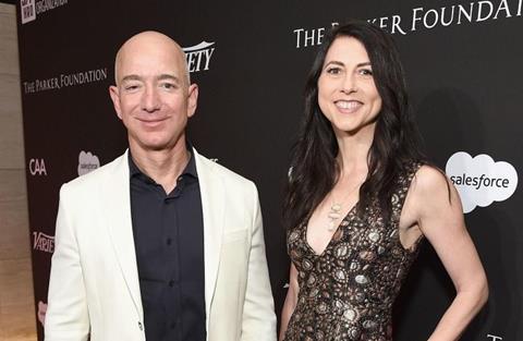 Tỷ phú Jeff Bezos bật mí điều sẽ khiến bạn hối tiếc nhất khi về già - 2