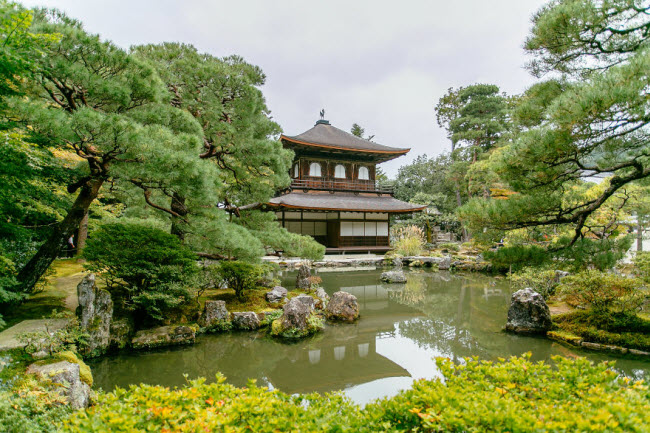 Đền Ginkakuji ở phía đông thành phố Kyoto.