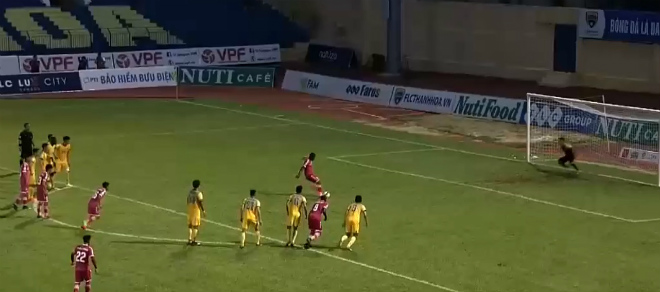 Thanh Hóa - Sài Gòn: 2 quả penalty, căng thẳng tột độ - 1