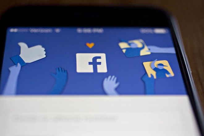 Facebook cân nhắc bản tính phí cho người dùng? - 1