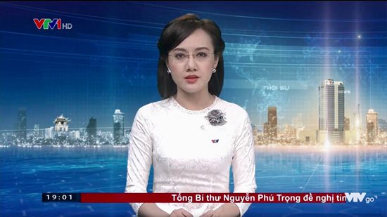 BTV Hoài Anh VTV &#34;trưng cầu ý fan&#34; về kiểu tóc hợp với mình nhất - 3