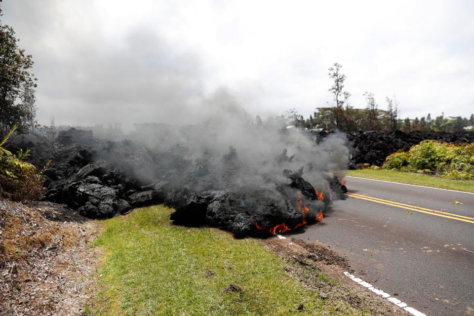 Khí độc và dung nham nóng hơn 1.000 độ tấn công Hawaii - 4