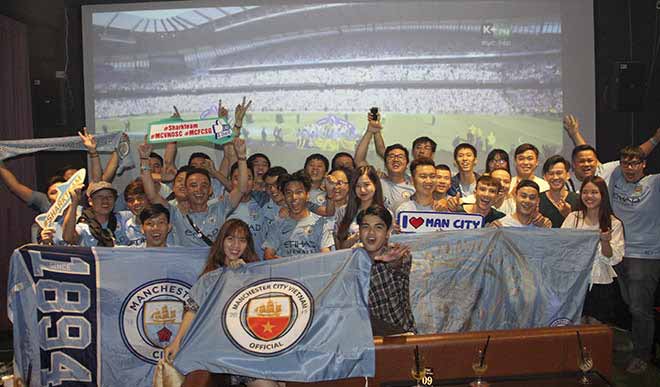 Man City nâng cúp ngoại hạng Anh: Người đẹp Việt bật khóc, fan đốt pháo sáng - 10