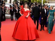 Đời sống Showbiz - Lý Nhã Kỳ hoá Cinderella trong ngày khai mạc LHP Cannes 2018