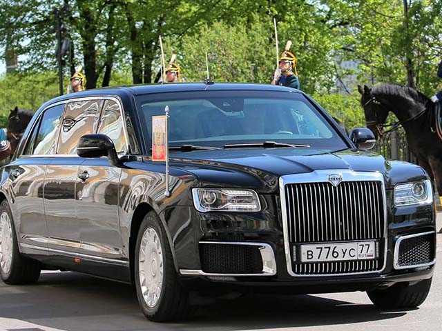 Cận cảnh ”siêu limousine” chống đạn của Tổng thống Nga Putin