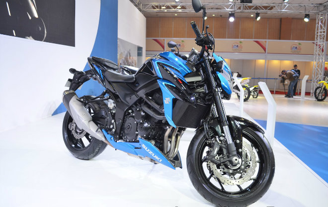 Thích môtô thể thao, chọn Suzuki GSX-S750 hay Triumph Street Triple S? - 1