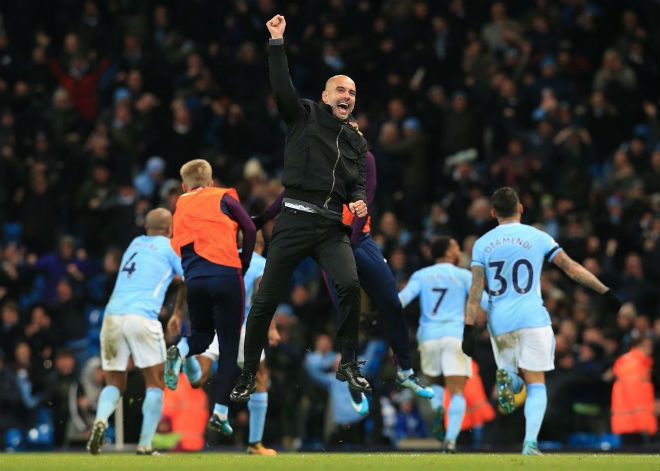 Man City vô địch, phá 3 kỷ lục: Báo chí Anh thờ ơ, Pep tự khen hoàn hảo - 1