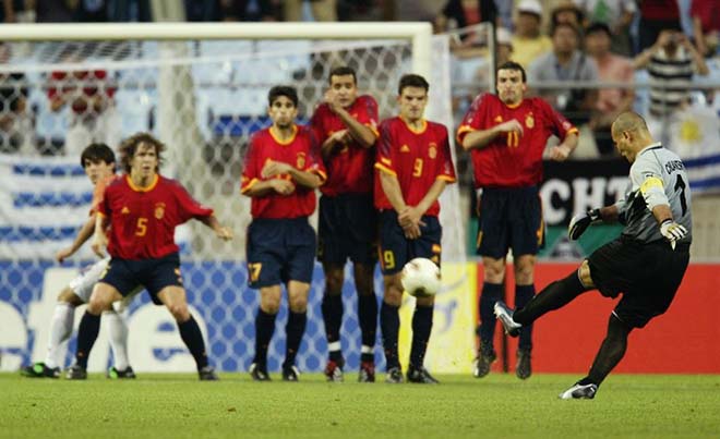 Siêu &#34;dị nhân&#34; World Cup: Chilavert - Thiên tài sút phạt trong hình hài thủ môn - 2