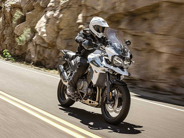 Triumph Tiger 1200 2018 sắp ”lên kệ”, đối đầu với Ducati Multistrada 1200