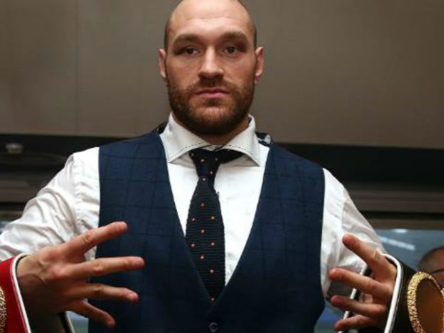 Tin thể thao HOT 11/5: Tyson Fury khoe “hàng nóng”, chuẩn bị thượng đài