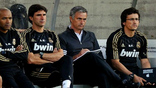 Mourinho & &#34;vết nhơ&#34; lớn nhất sự nghiệp ở Real: Bị chê hết thời, MU hụt hẫng - 2