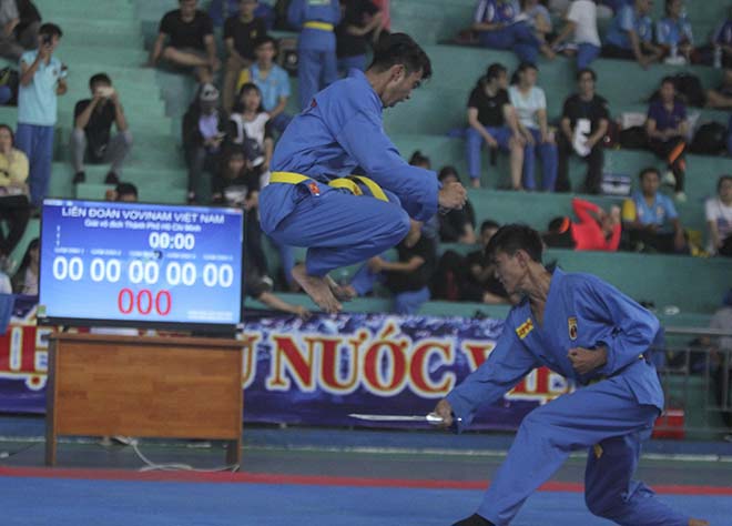 Tay không chống mã tấu, môn sinh Vovinam diễn tuyệt chiêu - 3