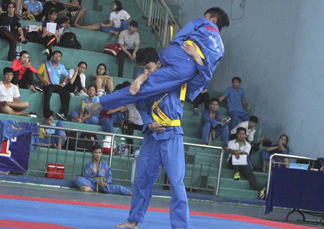 Tay không chống mã tấu, môn sinh Vovinam diễn tuyệt chiêu - 5