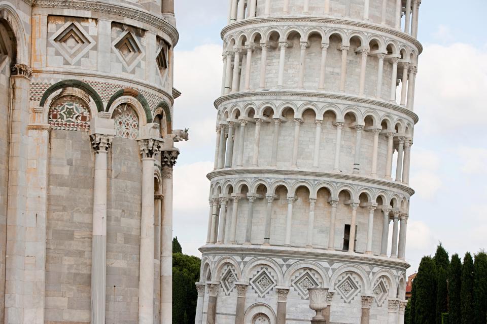 Bí mật giúp tháp nghiêng Pisa trụ vững trước động đất suốt 800 năm - 1