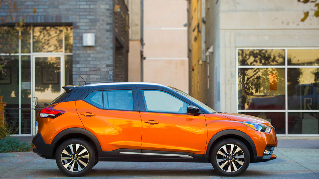 Đối thủ của Toyota C-HR: Nissan Kicks 2018 có giá từ 430 triệu đồng tại Mỹ - 2